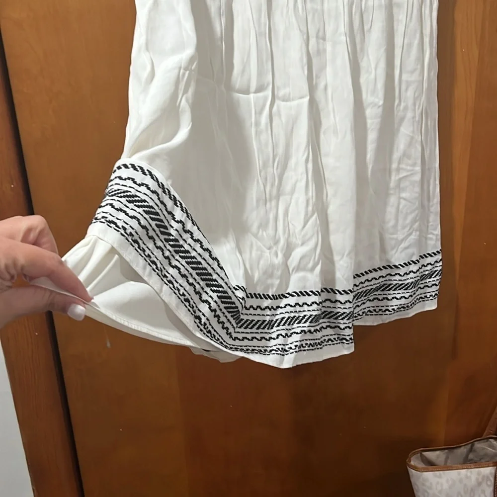 Ann Taylor White Black Embroidered Midi Dress Size MP - Picture 8 of 10